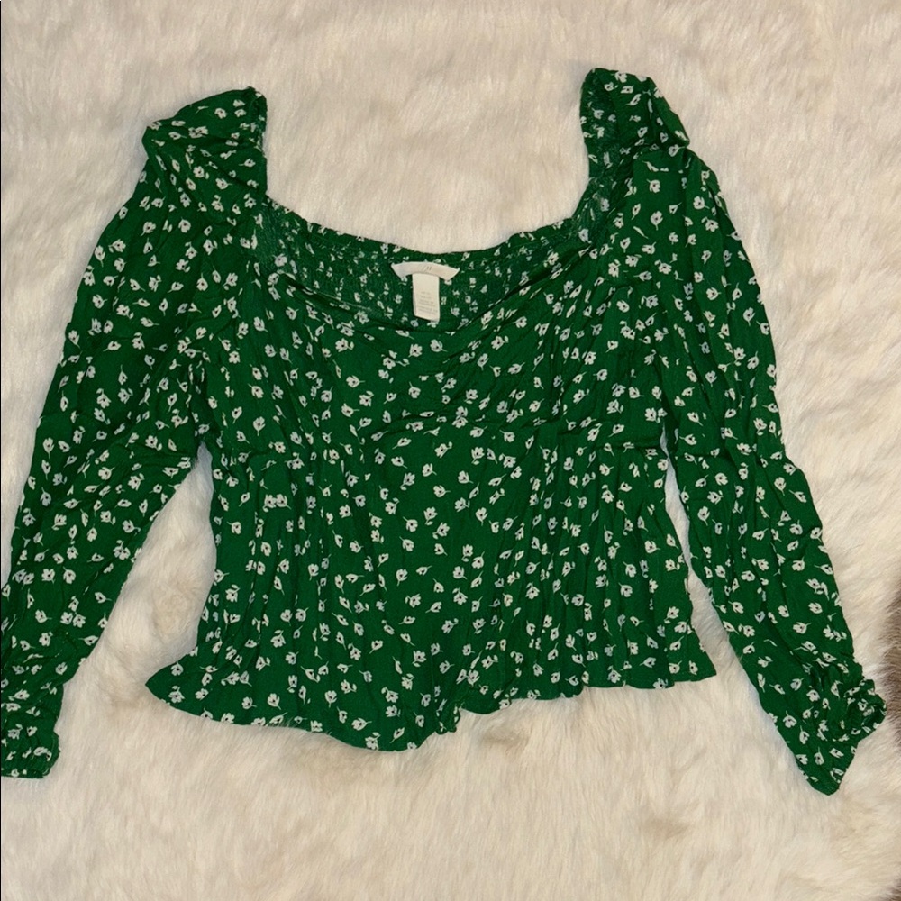H&M Green Smocked Puff Sleeve Blouse
